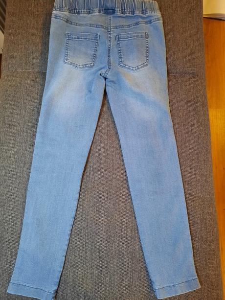 Džegíny, pepperts,140