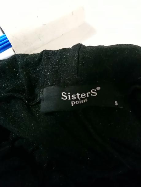 Dámske lesklé čierne rayon nohavice, sisters, s