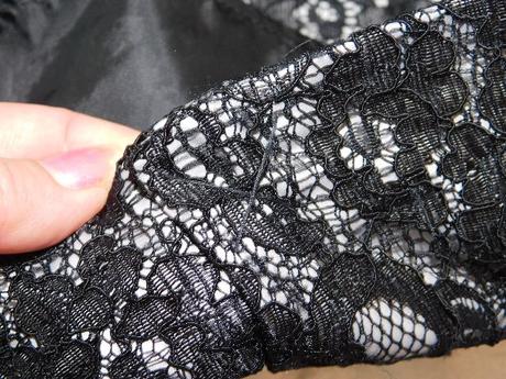 Velmi pekna elegantna čipkovana sukna, h&m,40