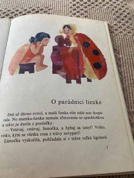 Stará retro kniha o parádnici lienke hana ponická,