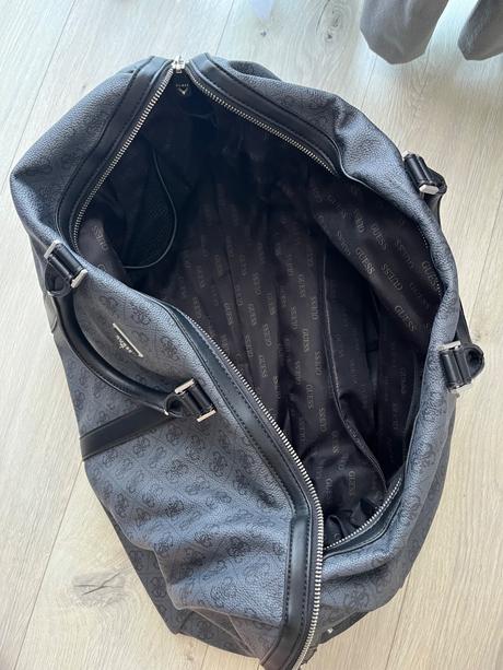 Cestovna taska guess, guess