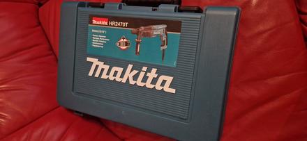 Kufrík makita,