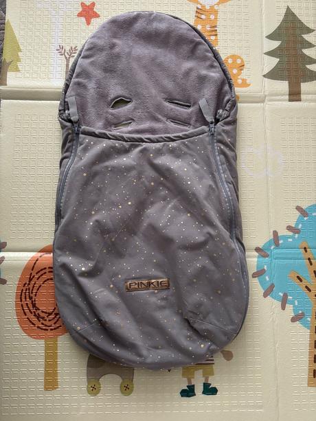 Pinkie fusak do kočíka aj vajíčka, pinkie