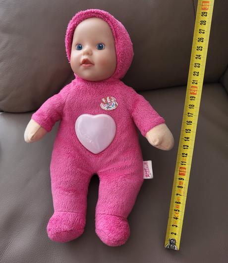 Baby born first love - svieti v tme, 