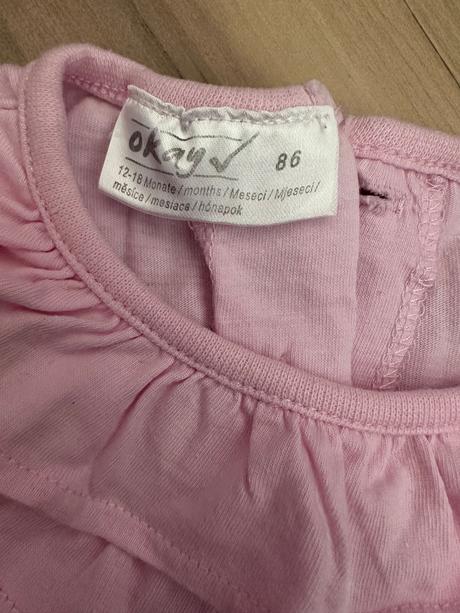 Pekne tielko s riasenim, 86