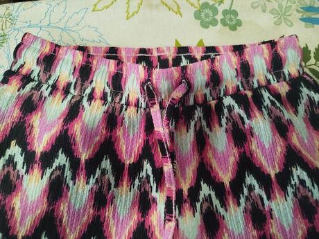 Zvonove nohavice, sinsay,140