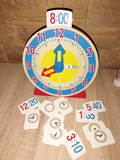 Hodiny drevené na učenie,