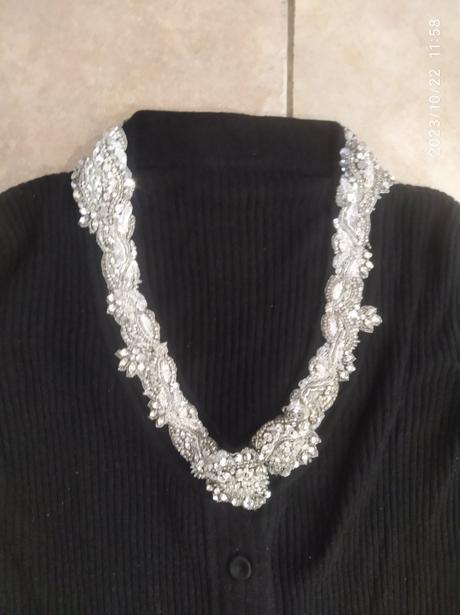 Damsky strasovy svetrik, m