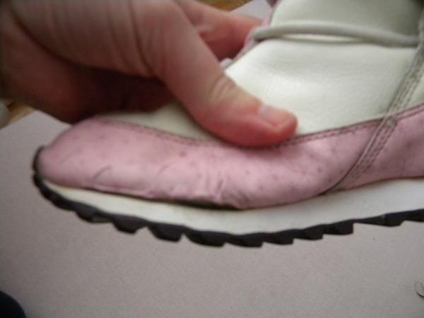 Problém s kupujúcou ohľadom topánok