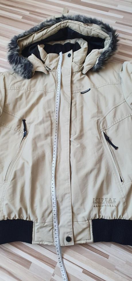 Zimná bunda, 38