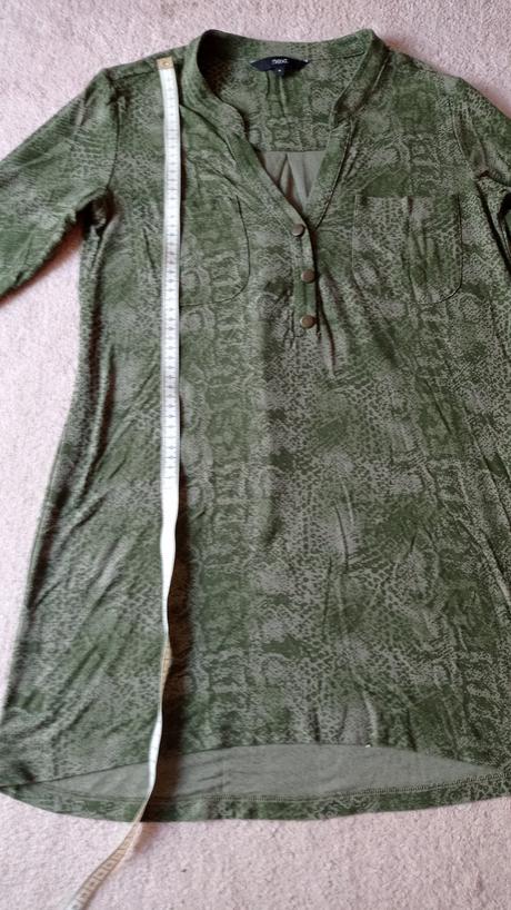 Zelená tunika next, č. 36, hadí vzor, top stav, next,36