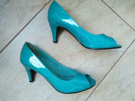 Lakované sandále, 40