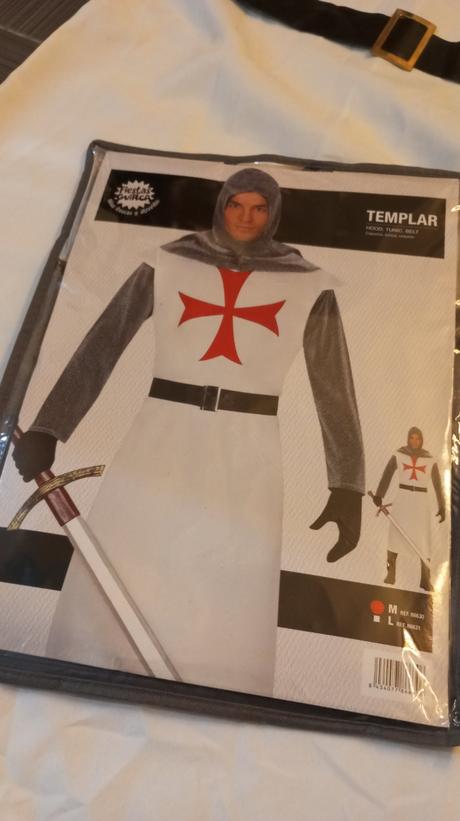 Kostým templár, 