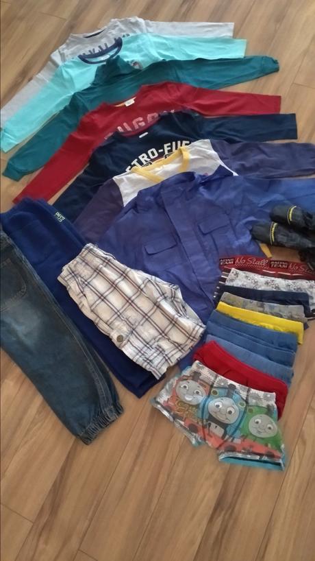 Balík -tričká, slipy, bunda, 104–116