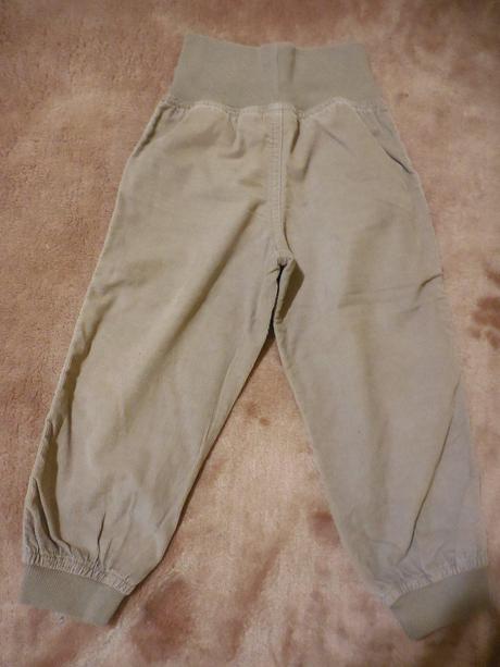 Tenké menčestráčiky na teplú jar príp. leto, lupilu,92