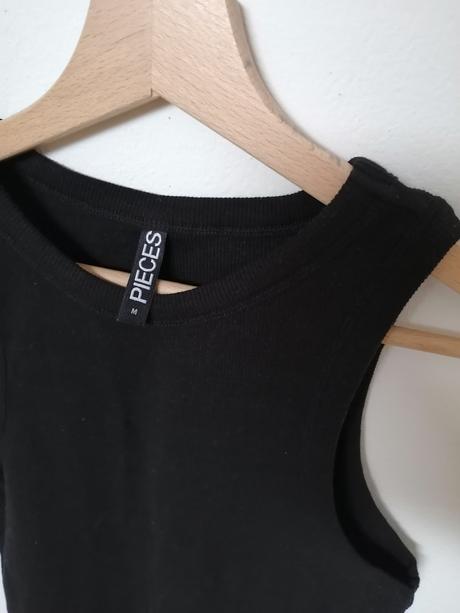 Kratšie vrúbkované tielko, m