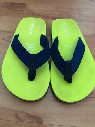 Šľapky zelené, 33