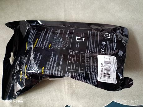 Chrániče predkolenia a futbalové štucne, 