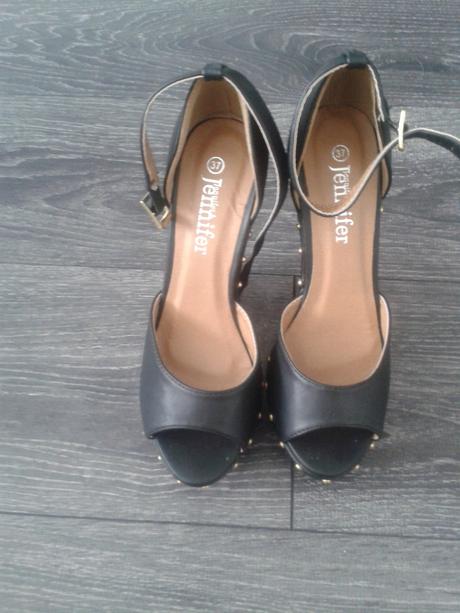 Sandale - znizena cena, nove, 37