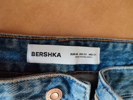 Pánske rifle, bershka,40