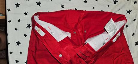 Nohavice pre slečnu, 164