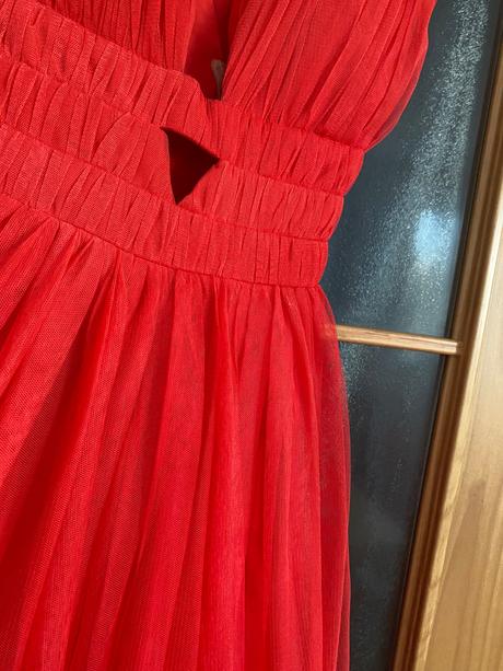 Spoločenské šaty zn. asos, 32