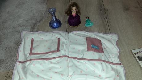 Vankúšik a domček pre bábiky 2v1, 
