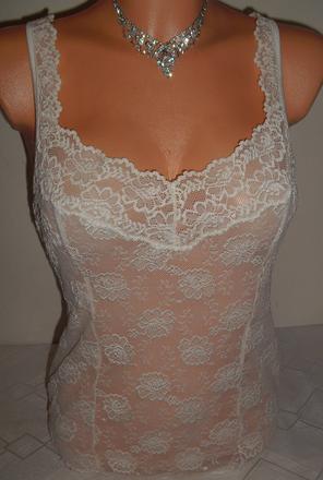 Jemnucky krajkovany topik, m