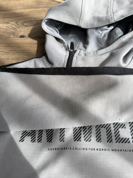 Mikiny + tepláky, 122–134