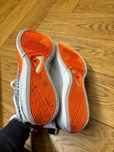 Tenisky jordan, air jordan,38