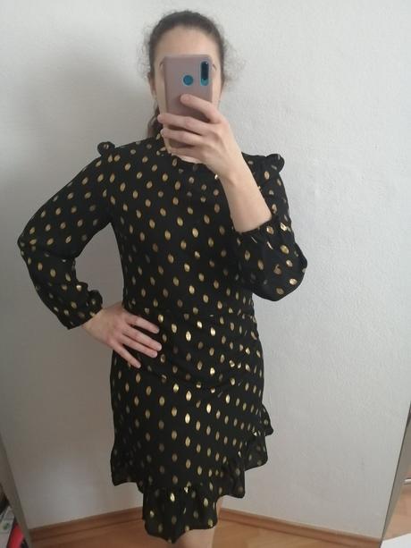 Luxusné čiernozlaté šaty s dlhým rukávom, gate,m