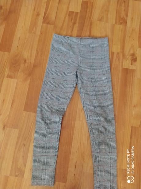 Leginy nohavicove, takko,134