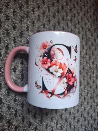 Obojstranný hrnček s písmenom s, 