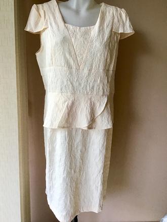 Krasne saty london/78, 44