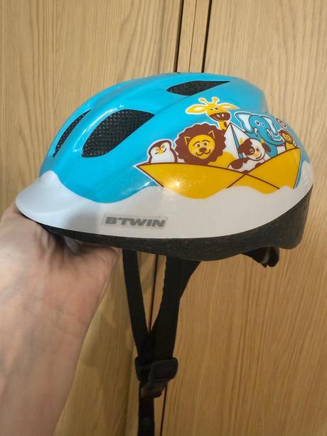 Decatlon detská cyklistická prilba, s