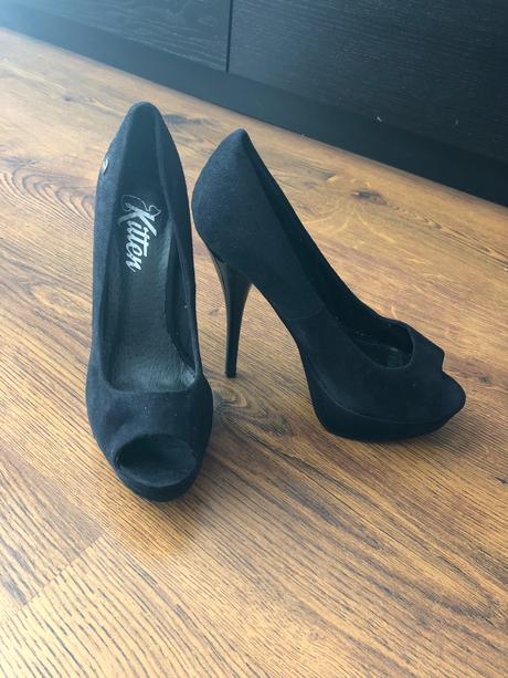 Lodicky s otvorenou spickou 37, 37