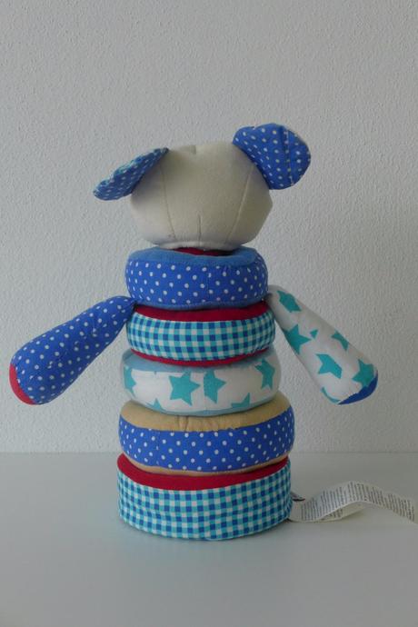 Tycka s kruzkami na navliekanie, 