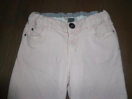 Ruzove nohavice, zara,116