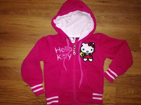 Dievcenska mikina, sanrio,92