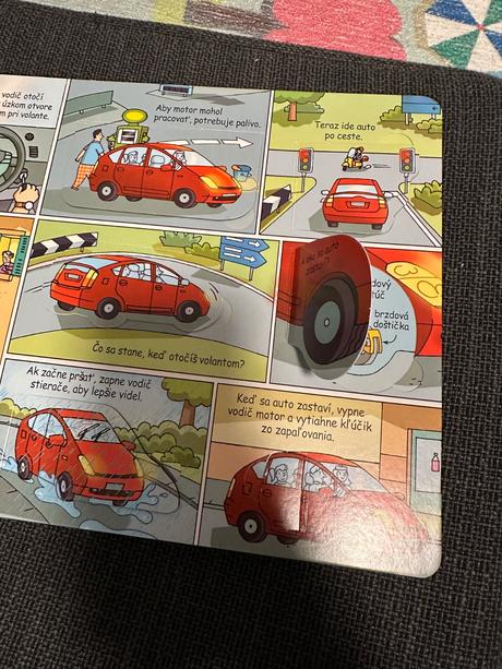 Pozri sa pod okienko autíčka, 