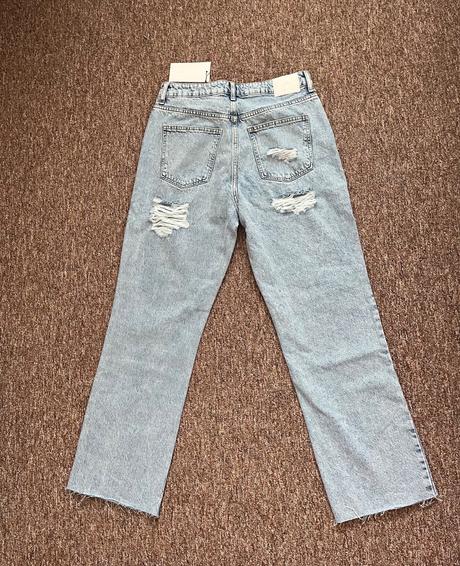 Roztrhané džínsy z1975 s vysokým pasom, zara,40 / l