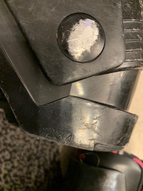 Lyžiarky, dalbello,30