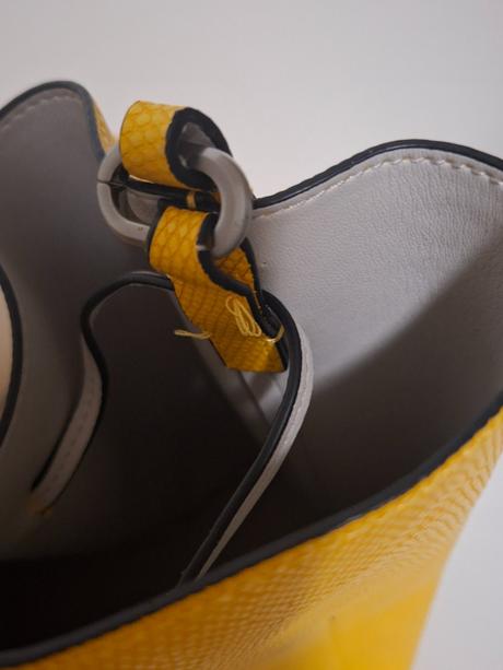 Darujem kabelku, calvin klein