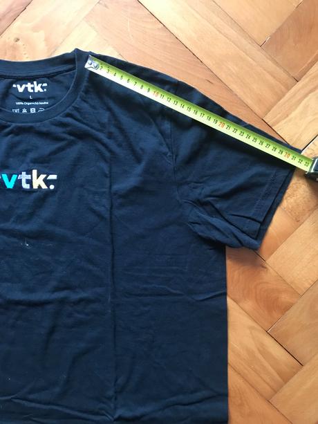 Čierne tričko vtk, l