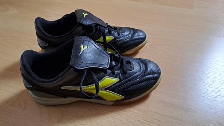 Diadora halové tenisky, 36