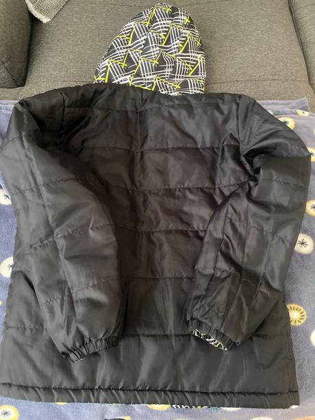 Prechodná bunda, 158