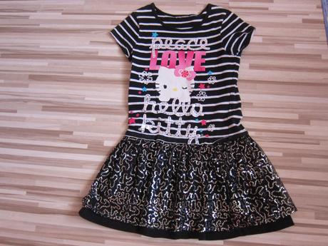 Šaty s hello kitty, 122