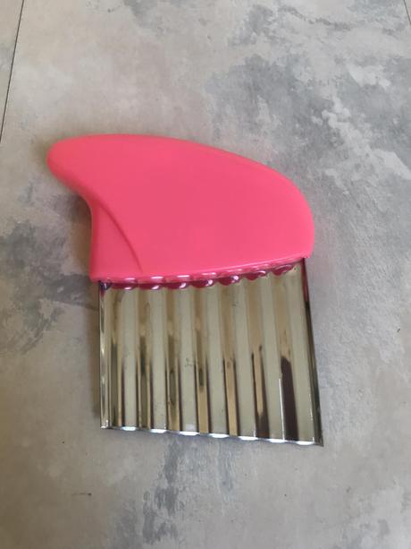 Vrúbkovaný krájač zemiakov,