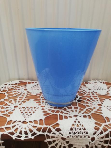 Keramicky kvetináč na orchideu,