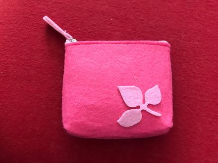 Peňaž3penka flisova, rozmer 11,5 x 10 cm,